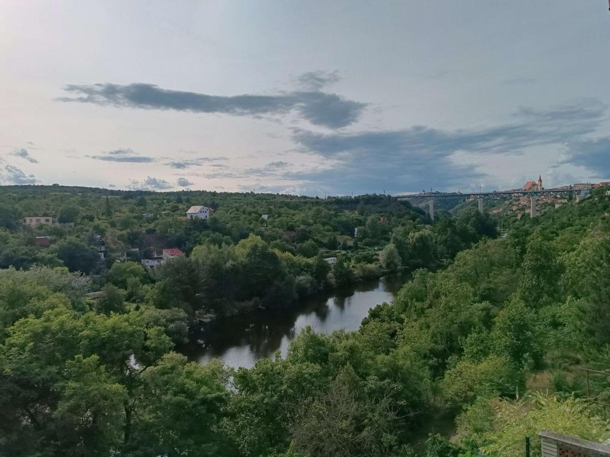 Apartmany Nad Splavem Znojmo Exterior foto
